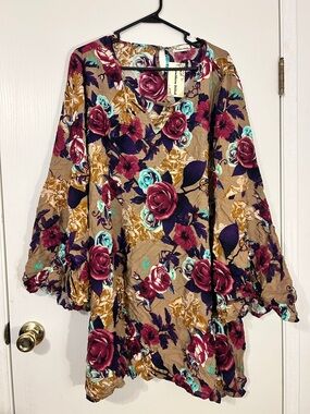 Women's Floral Tunic Top - Multi Floral Print